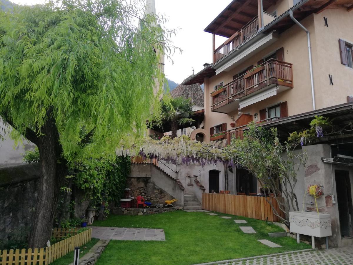 Haus Moeltner - Apartment 1927 Caldaro Bagian luar foto